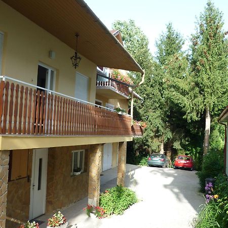 Attila Apartmanhaz Hotel Heviz Exterior photo