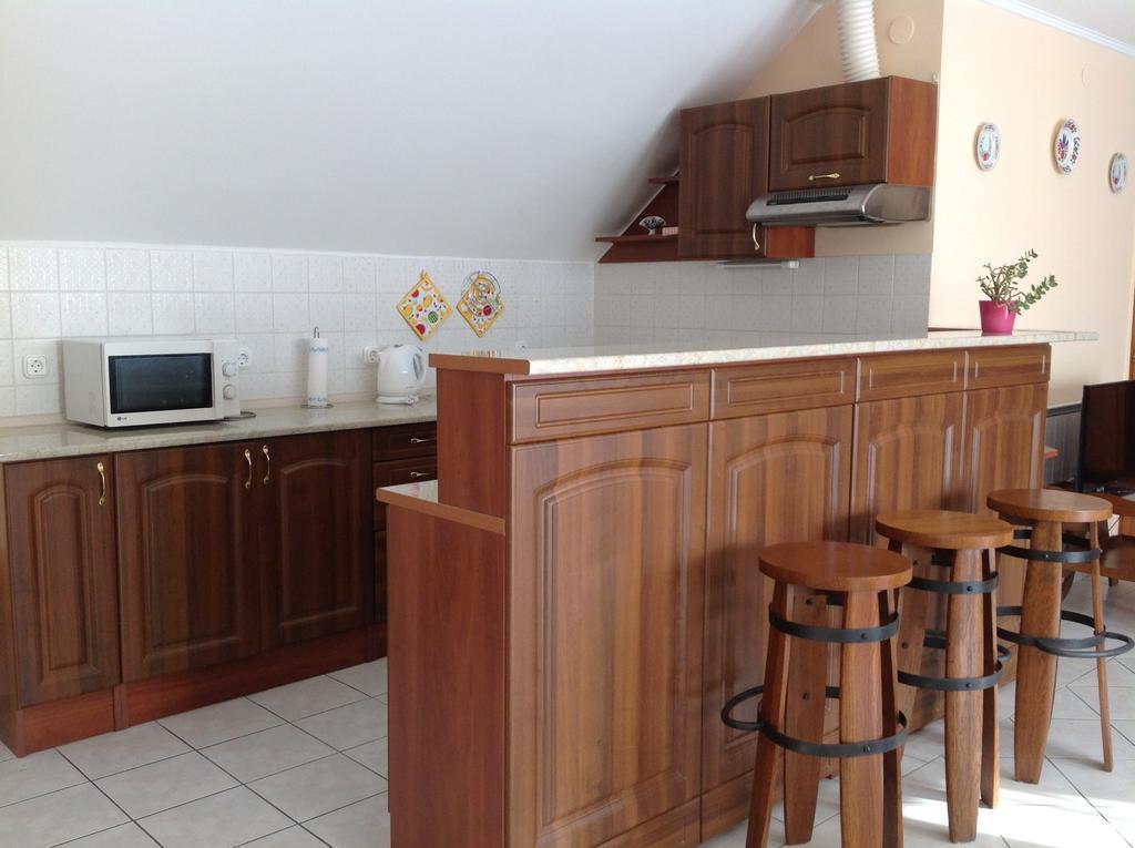 Attila Apartmanhaz Hotel Heviz Room photo
