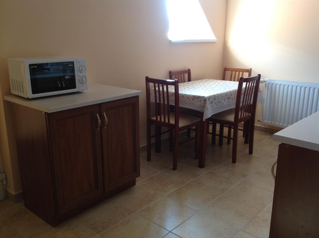 Attila Apartmanhaz Hotel Heviz Room photo