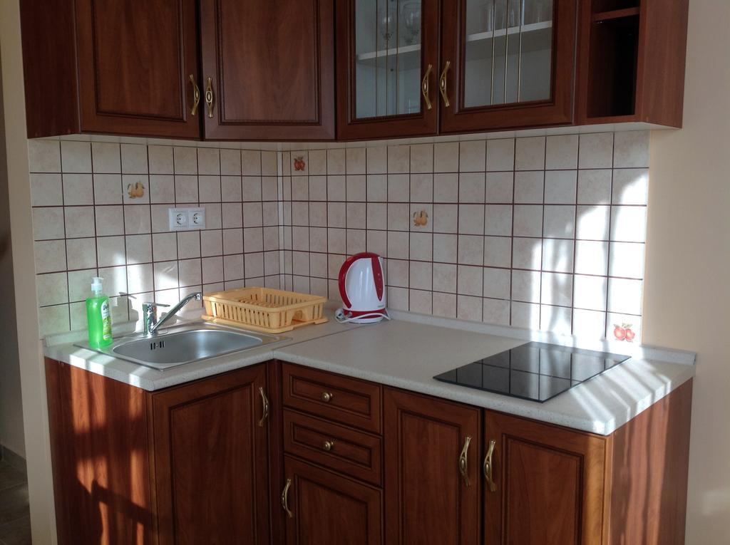 Attila Apartmanhaz Hotel Heviz Room photo
